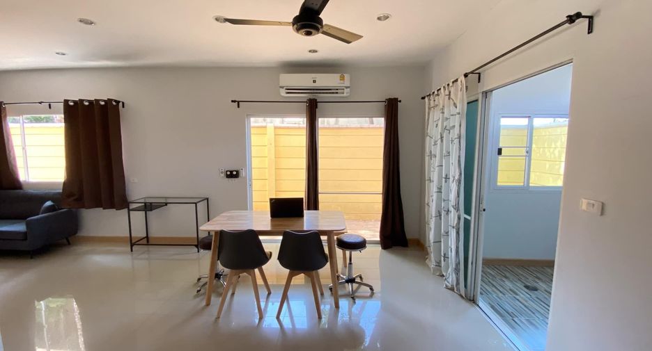 For sale 4 ベッドルーム townhouse in Suan Luang, Bangkok