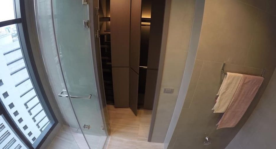Wohnung zum Kauf mit 2 Zimmer in Sathon, Bangkok
