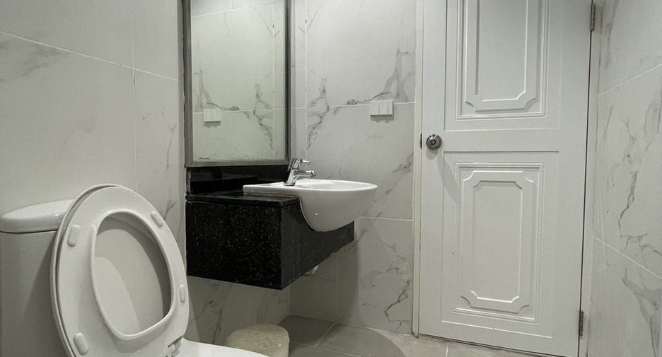 For sale studio condo in Din Daeng, Bangkok