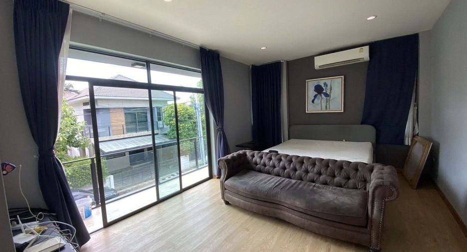 For rent 4 bedrooms house in Pak Kret, Nonthaburi
