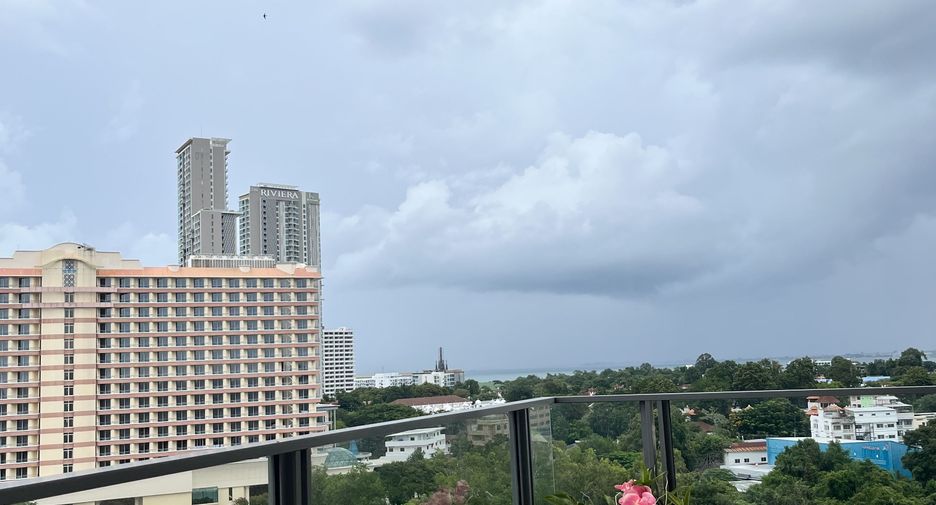 For rent 2 bedrooms condo in Bang Lamung, Chonburi