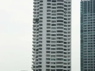 For sale 3 bedrooms condo in Sathon, Bangkok
