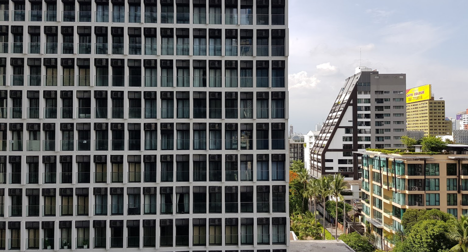 For sale 2 bedrooms condo in Pathum Wan, Bangkok