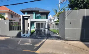 For sale 4 bedrooms house in Bang Lamung, Chonburi
