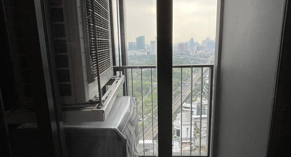 À vendre 1 chambre condo à Chatuchak, Bangkok