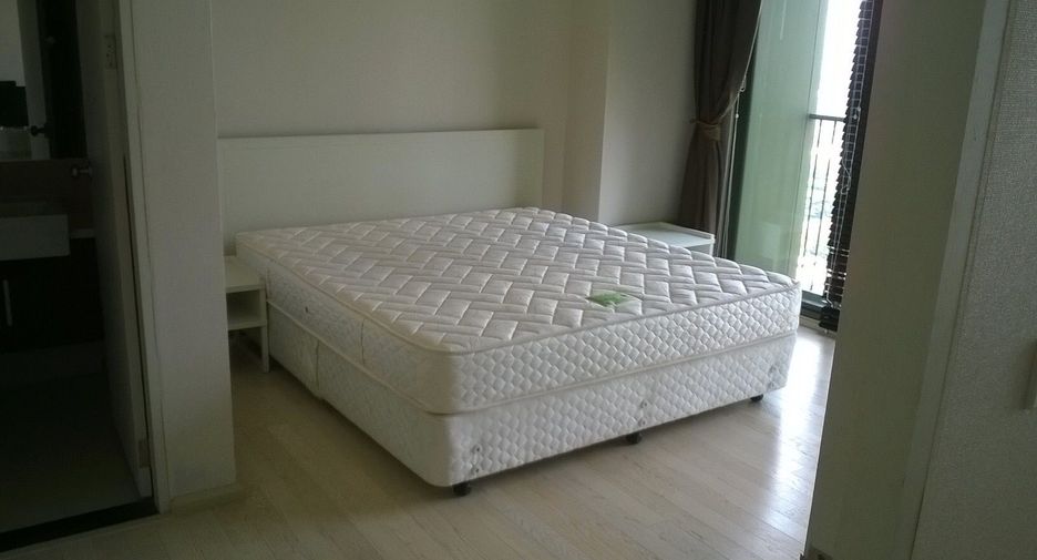 For sale and for rent 1 bed condo in Watthana, Bangkok