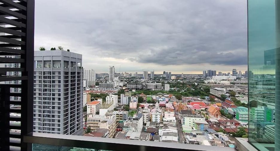 For sale 1 bed condo in Phaya Thai, Bangkok