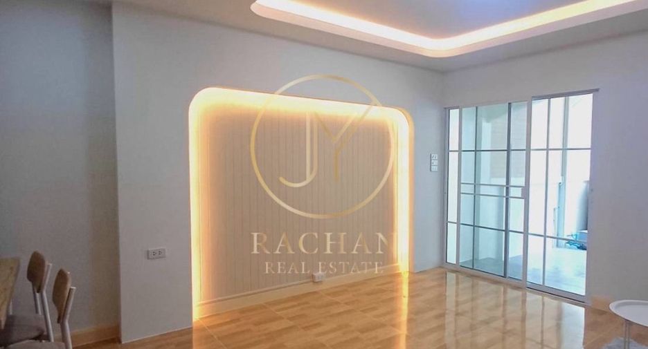 For sale 2 ベッドルーム townhouse in Sai Noi, Nonthaburi