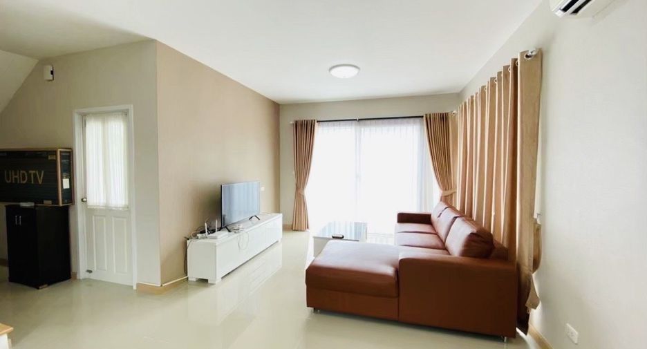 For sale 3 bedrooms house in Si Racha, Chonburi