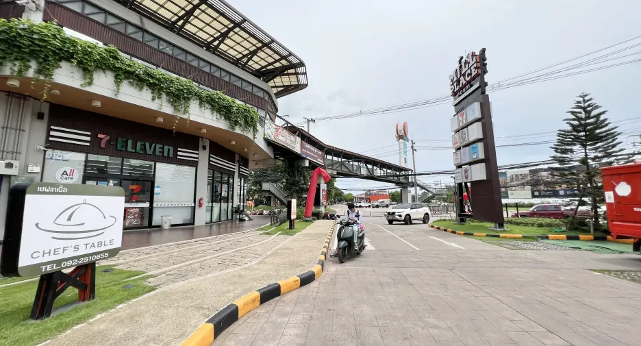 For rent 1 bed condo in Mueang Udon Thani, Udon Thani