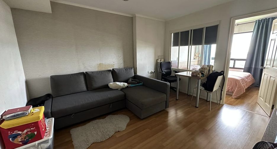 For sale 1 bed condo in Thon Buri, Bangkok
