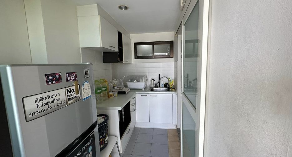 For sale 1 bed condo in Thon Buri, Bangkok