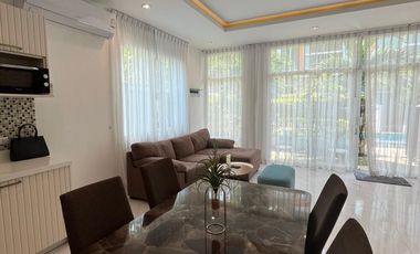 Casa adosada en venta de 3 habitaciones en Kathu, Phuket