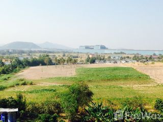 À vendre terrain à Si Racha, Chonburi