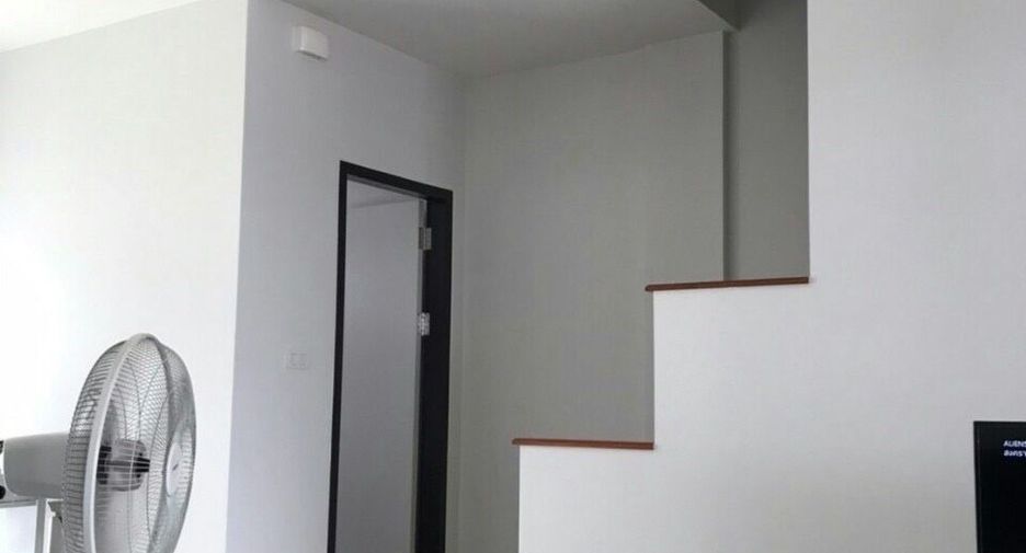 For rent 3 bedrooms townhouse in Thalang, Phuket
