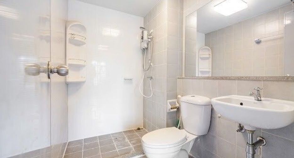 Wohnung zum Kauf mit 1 Zimmer in Chom Thong, Bangkok