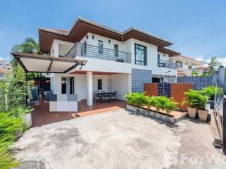 For rent 4 bedrooms villa in Bang Lamung, Chonburi
