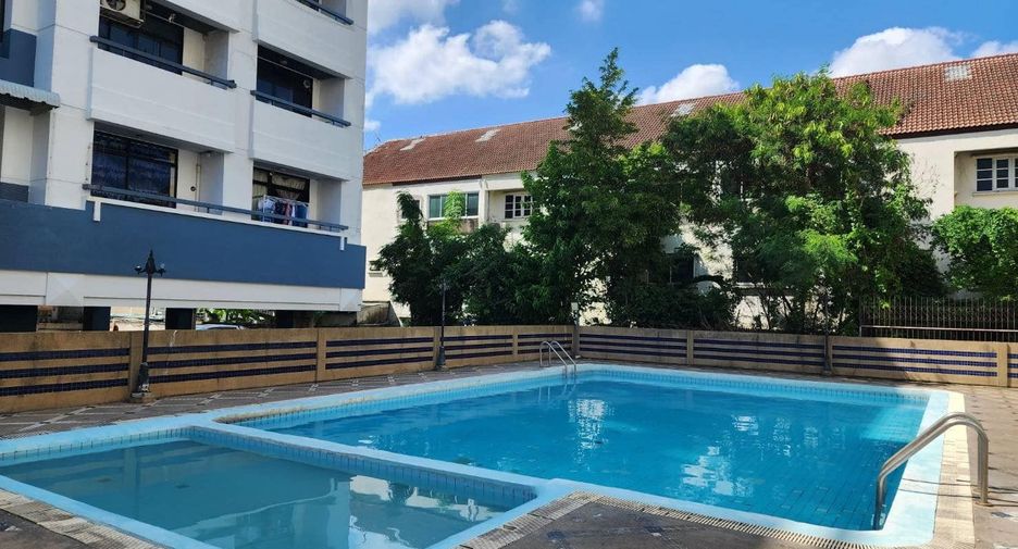 For sale 2 ベッドルーム condo in Prawet, Bangkok