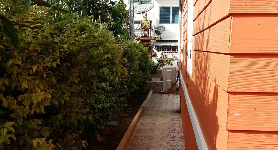 For sale and for rent 3 bedrooms house in Pluak Daeng, Rayong