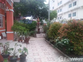 À vendre et à louer 3 chambres maison à Pluak Daeng, Rayong