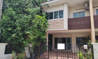 For sale 3 ベッドルーム townhouse in Mueang Pathum Thani, Pathum Thani