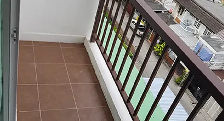 Wohnung zum Kauf mit Studio in Phra Khanong, Bangkok