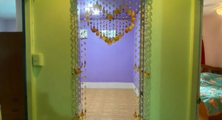 À vendre 2 chambres maison à Si Racha, Chonburi