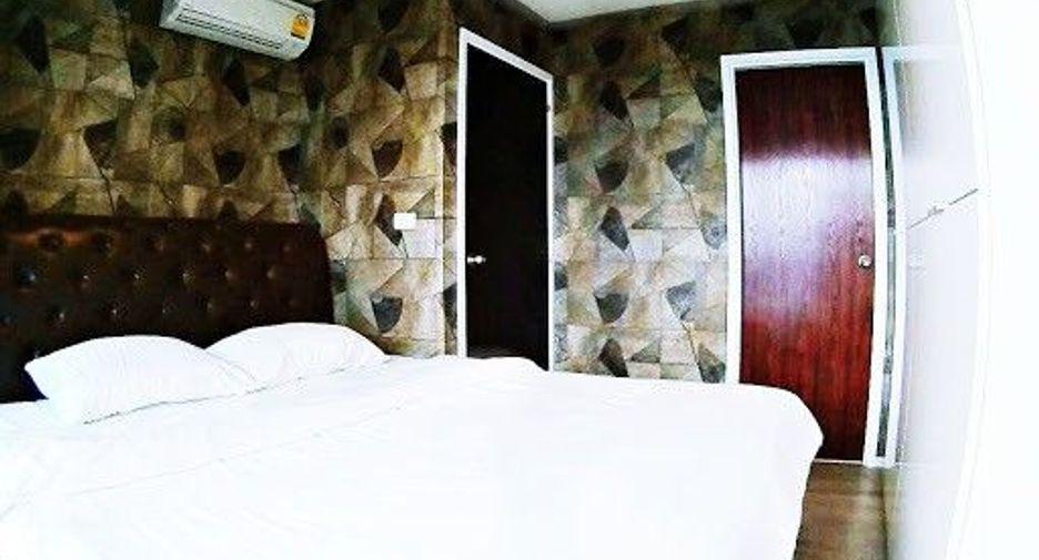 For sale 1 bed condo in Mueang Samut Prakan, Samut Prakan