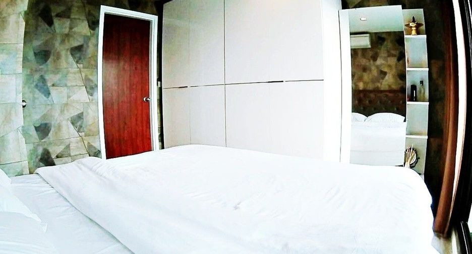 For sale 1 bed condo in Mueang Samut Prakan, Samut Prakan