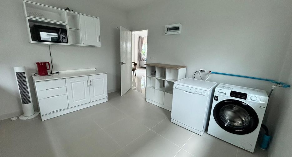 For sale 4 bedrooms house in Thalang, Phuket