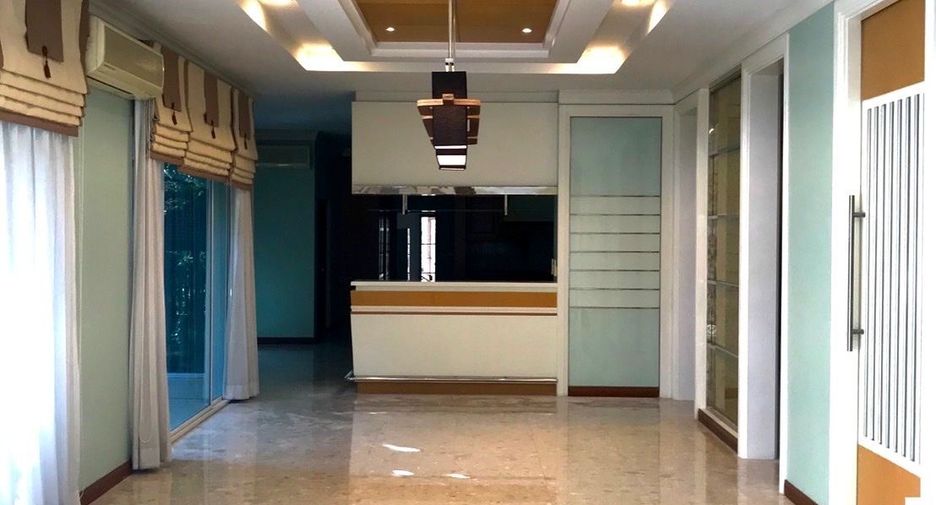 À vendre 5 chambres villa à Mueang Samut Prakan, Samut Prakan