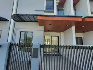 Reihenhaus zur Miete mit 3 Zimmer in Mueang Phuket, Phuket