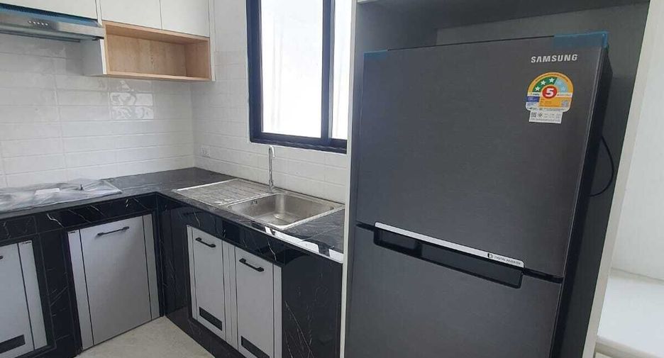 For rent 3 bedrooms townhouse in Mueang Phuket, Phuket