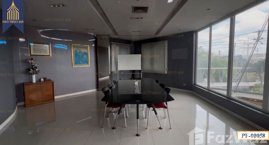 Продажа 5 спальни офис в Mueang Samut Sakhon, Самутсакхон