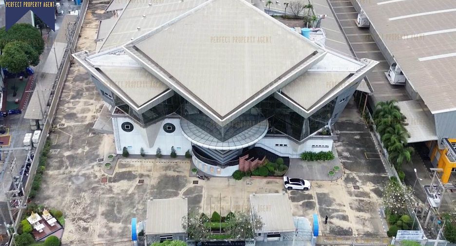 Продажа 5 спальни офис в Mueang Samut Sakhon, Самутсакхон