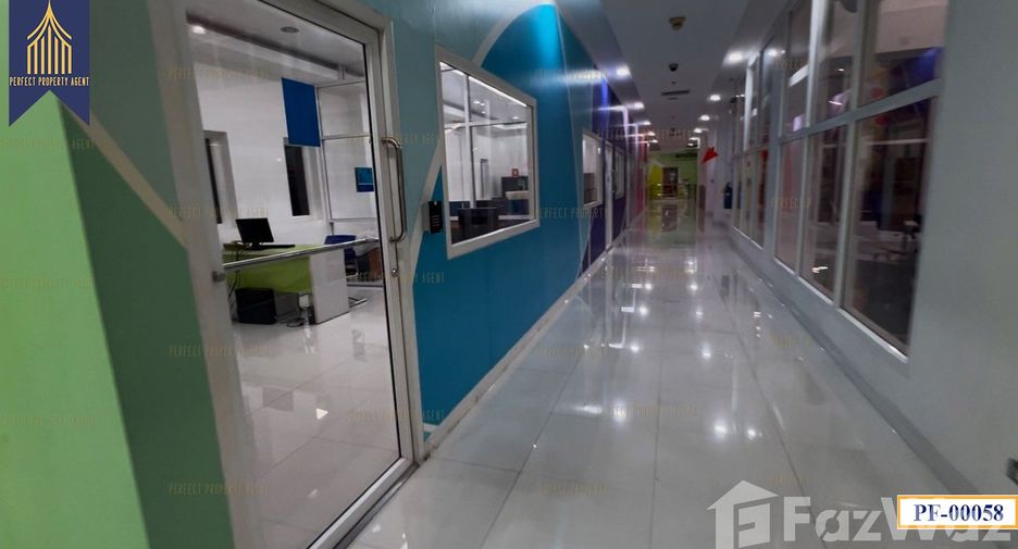 Продажа 5 спальни офис в Mueang Samut Sakhon, Самутсакхон