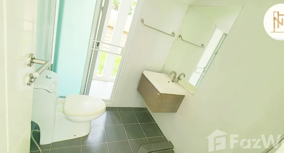 For sale 3 bedrooms house in Mueang Pathum Thani, Pathum Thani