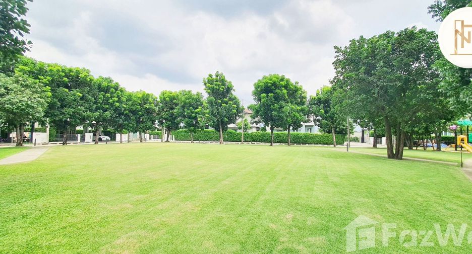 For sale 3 bedrooms house in Mueang Pathum Thani, Pathum Thani