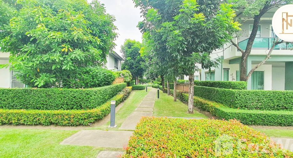 For sale 3 bedrooms house in Mueang Pathum Thani, Pathum Thani