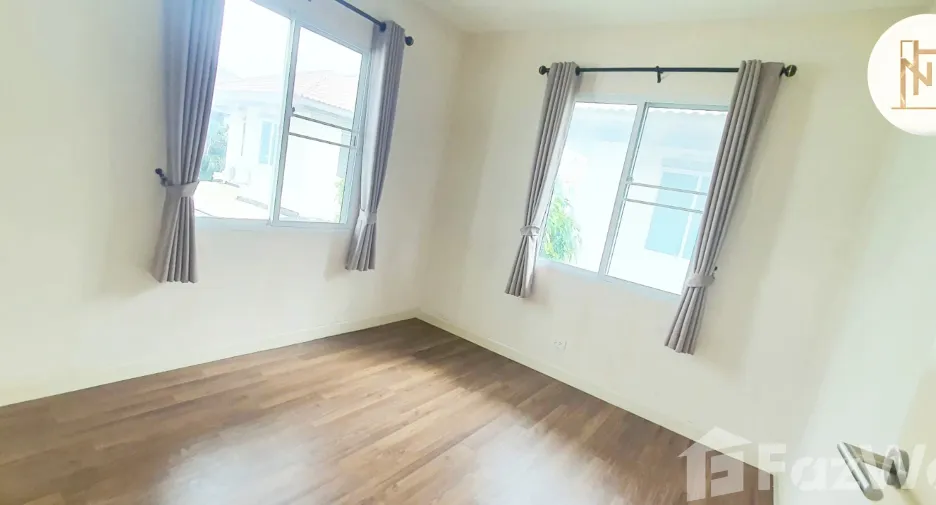 For sale 3 bedrooms house in Mueang Pathum Thani, Pathum Thani