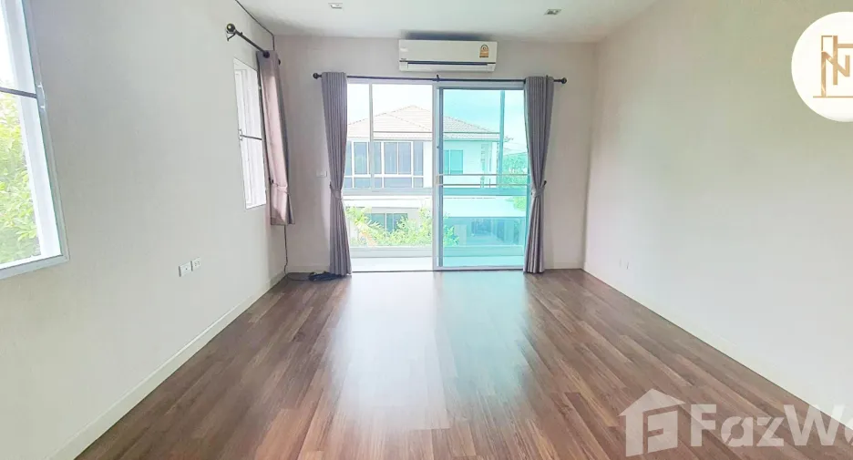 For sale 3 bedrooms house in Mueang Pathum Thani, Pathum Thani