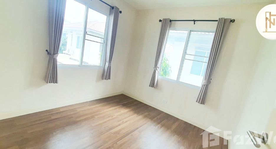 For sale 3 bedrooms house in Mueang Pathum Thani, Pathum Thani