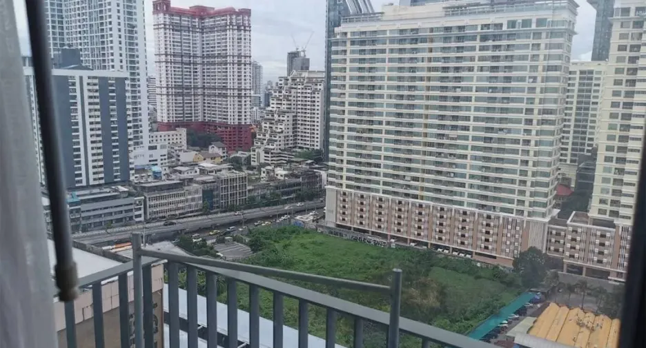 For sale 1 bed condo in Pathum Wan, Bangkok
