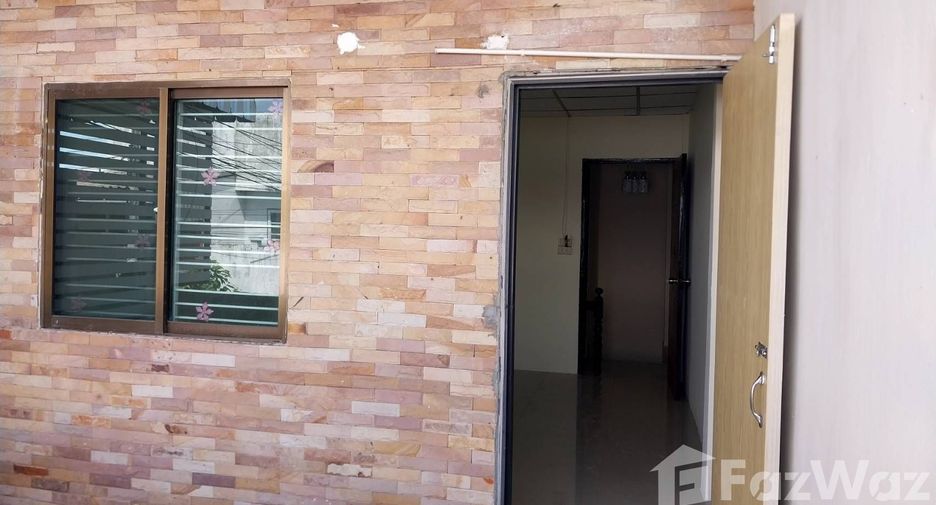 For rent 2 bedrooms townhouse in Bang Bua Thong, Nonthaburi