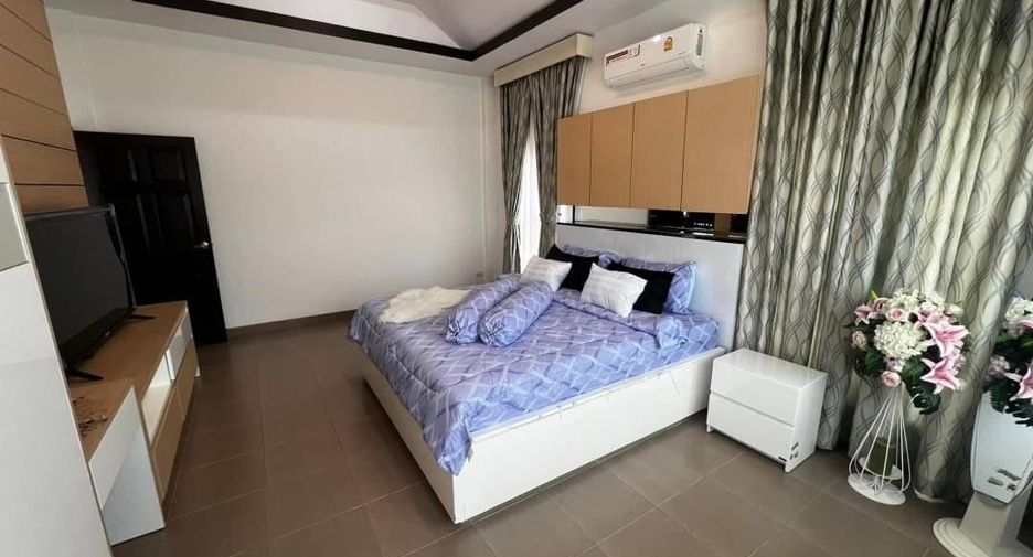 Villa zum Kauf mit 5 Zimmer in Bang Lamung, Chonburi