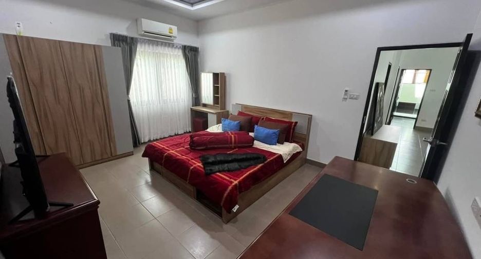 Villa zum Kauf mit 5 Zimmer in Bang Lamung, Chonburi