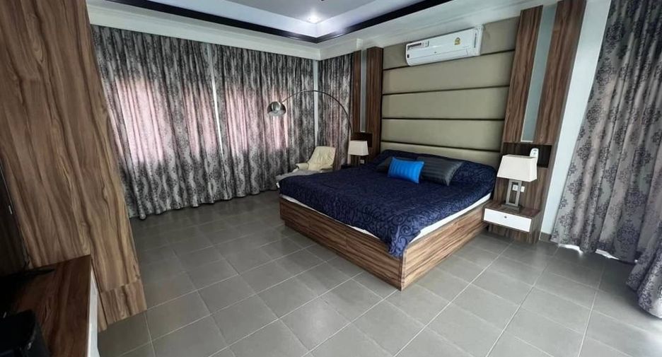 Villa zum Kauf mit 5 Zimmer in Bang Lamung, Chonburi
