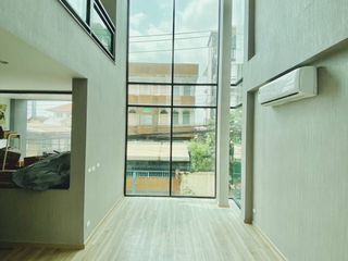 For sale 4 bedrooms townhouse in Wang Thonglang, Bangkok
