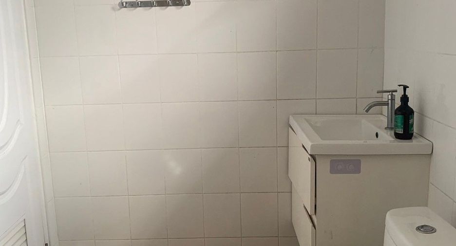 For sale 3 bedrooms townhouse in Lam Luk Ka, Pathum Thani