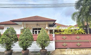 For rent 3 bedrooms house in Mueang Phuket, Phuket